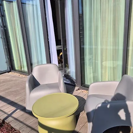 Apartment Hanza Tower - Pool And Spa, No 601 *