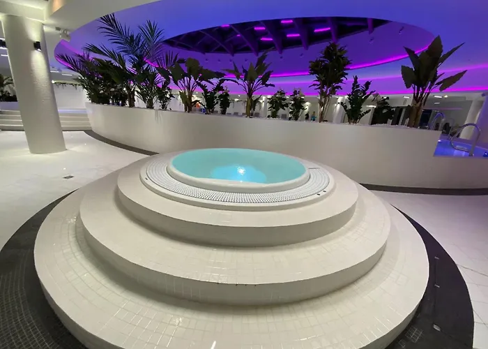 Апартаменты Hanza Tower - Pool And Spa, No 601 Щецин